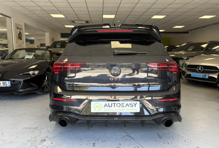 Volkswagen Golf GTI 2.0 TFSI 