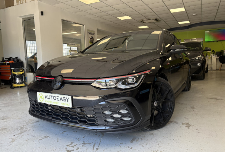 Volkswagen Golf GTI 2.0 TFSI 