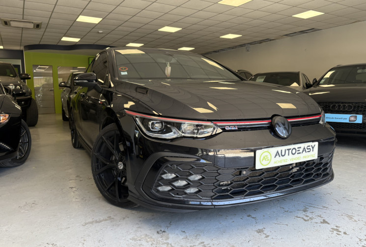 Volkswagen Golf GTI 2.0 TFSI 