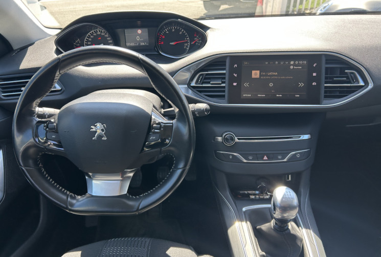 Peugeot 308  II (2) 1.5 BLUEHDI 130 Ch ALLURE * CARPLAY * GPS * RADAR ARR / AV