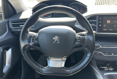 Peugeot 308  II (2) 1.5 BLUEHDI 130 Ch ALLURE * CARPLAY * GPS * RADAR ARR / AV