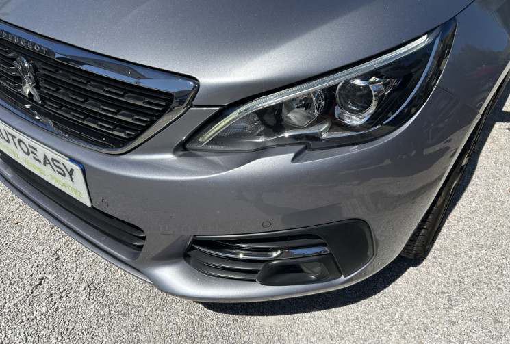 Peugeot 308  II (2) 1.5 BLUEHDI 130 Ch ALLURE * CARPLAY * GPS * RADAR ARR / AV