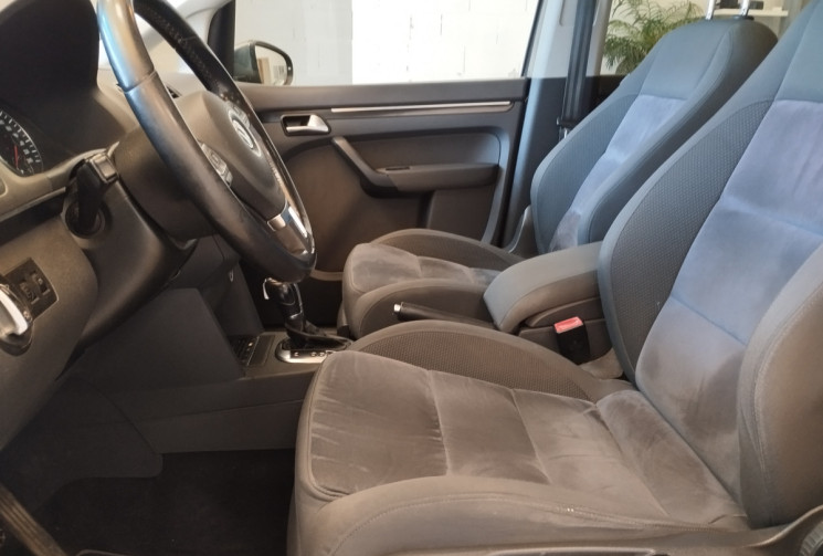 Volkswagen Touran  2.0 TDI 16V  DSG6 140 cv CARAT  **7PLACES + TOIT OUVRANT PANORAMIQUE ****