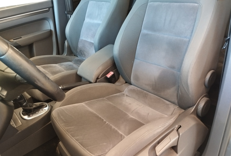 Volkswagen Touran  2.0 TDI 16V  DSG6 140 cv CARAT  **7PLACES + TOIT OUVRANT PANORAMIQUE ****