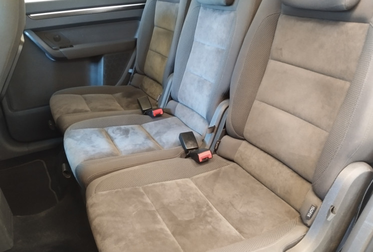 Volkswagen Touran  2.0 TDI 16V  DSG6 140 cv CARAT  **7PLACES + TOIT OUVRANT PANORAMIQUE ****