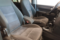 Volkswagen Touran  2.0 TDI 16V  DSG6 140 cv CARAT  **7PLACES + TOIT OUVRANT PANORAMIQUE ****