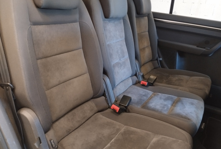 Volkswagen Touran  2.0 TDI 16V  DSG6 140 cv CARAT  **7PLACES + TOIT OUVRANT PANORAMIQUE ****