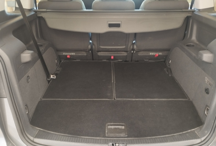 Volkswagen Touran  2.0 TDI 16V  DSG6 140 cv CARAT  **7PLACES + TOIT OUVRANT PANORAMIQUE ****