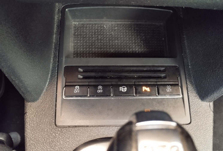 Volkswagen Touran  2.0 TDI 16V  DSG6 140 cv CARAT  **7PLACES + TOIT OUVRANT PANORAMIQUE ****