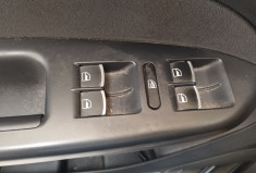 Volkswagen Touran  2.0 TDI 16V  DSG6 140 cv CARAT  **7PLACES + TOIT OUVRANT PANORAMIQUE ****