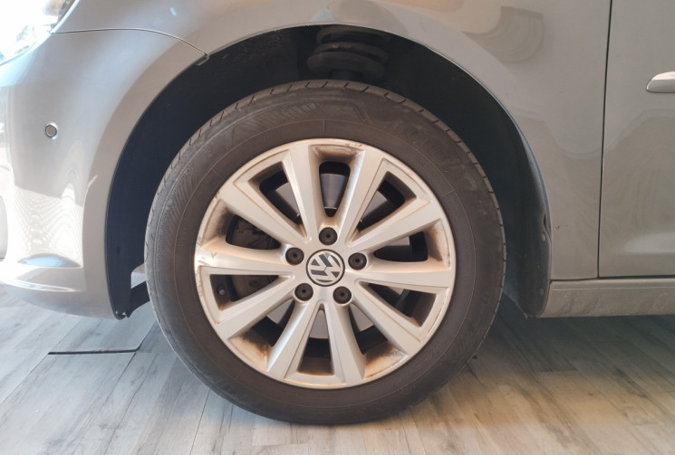 Volkswagen Touran  2.0 TDI 16V  DSG6 140 cv CARAT  **7PLACES + TOIT OUVRANT PANORAMIQUE ****