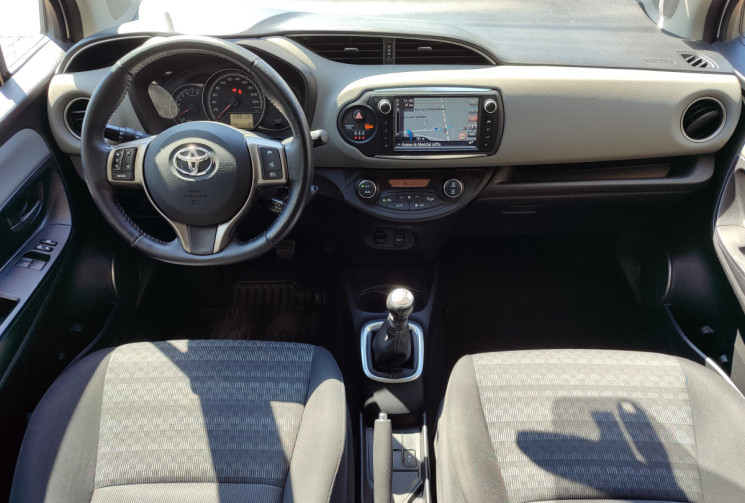 Toyota Yaris 3 Phase 2  1.3 VVTi  99 cv DYNAMIC