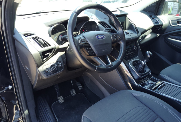 Ford Kuga 1.5 TDCI 120cv TITANIUM 