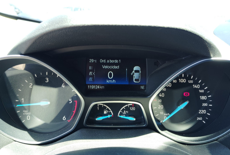 Ford Kuga 1.5 TDCI 120cv TITANIUM 