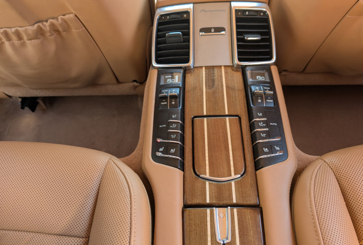 Porsche Panamera (970) Turbo PDK 500 ch