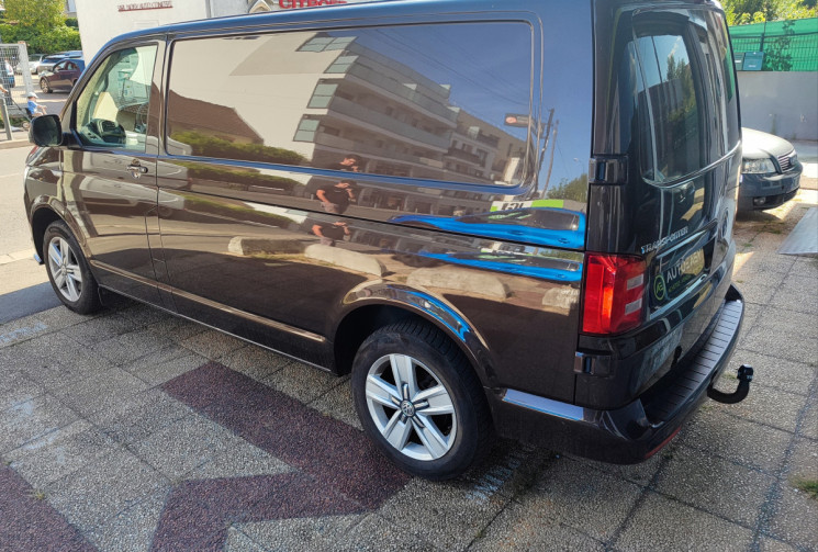 Volkswagen Transporter T6 4Motion L1 2.0 TFSI court DSG7 204 cv /Suivi VW 