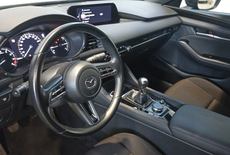 Mazda 3 IV / 2.0 e-Skyactiv G / M Hybrid / 122 ch / Boîte manuelle 6 rapports (BV6)