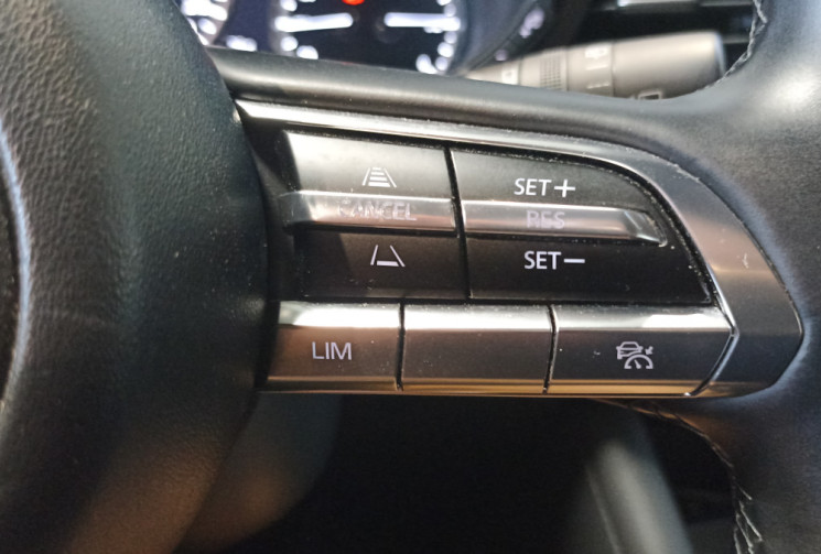 Mazda 3 IV / 2.0 e-Skyactiv G / M Hybrid / 122 ch / Boîte manuelle 6 rapports (BV6)