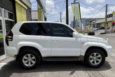 Toyota Land Cruiser 3.0 D-4D 165cv boîte auto // 4x4 mythique par excellence // Première main