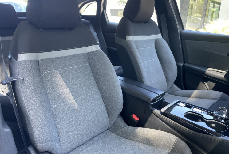 Citroën C5 X FEEL EAT8 1.2 130 * 2e main / En Stock / CarPlay / GPS / Courroie distribution garantie