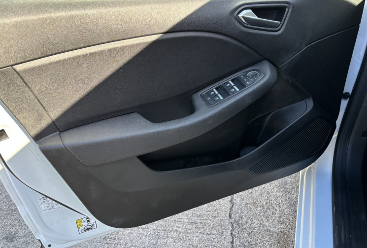 Renault Clio 1.6 E-TECH HYBRID 140 ZEN
