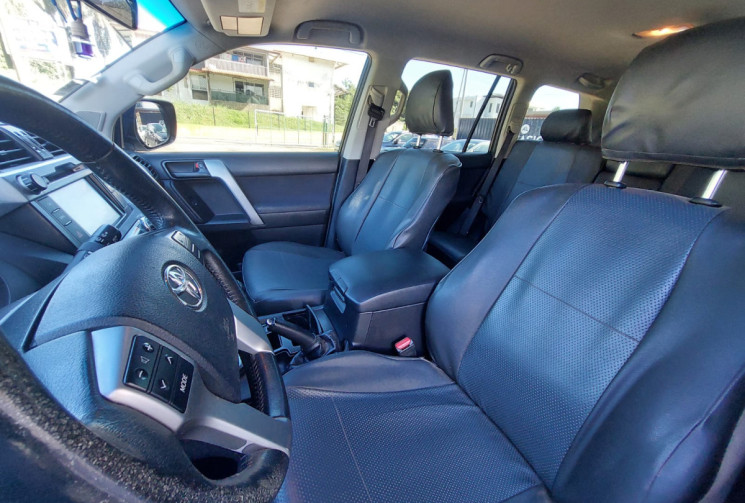 Toyota Land Cruiser Prado 2.8 D-4D 16V 177 cv Life // 7 places // Excellent état peu kilométré