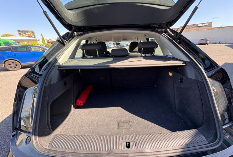 Audi Q3 2.0 TDI 140 AMBIANCE  / BON ETAT / GARANTIE 12 MOIS 