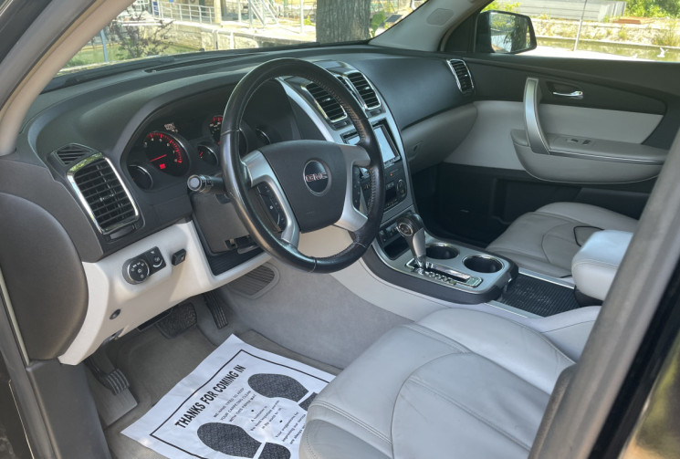 GENERAL MOTORS Acadia 3.6 V6 285 CH / 7 BI-CARBURATION / 7 PLACES