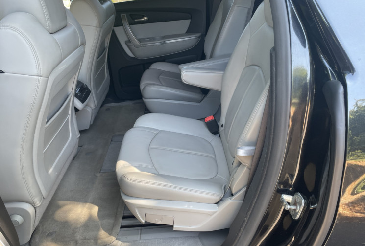 GENERAL MOTORS Acadia 3.6 V6 285 CH / 7 BI-CARBURATION / 7 PLACES