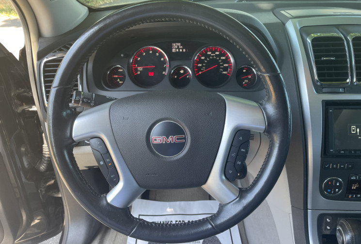 GENERAL MOTORS Acadia 3.6 V6 285 CH / 7 BI-CARBURATION / 7 PLACES