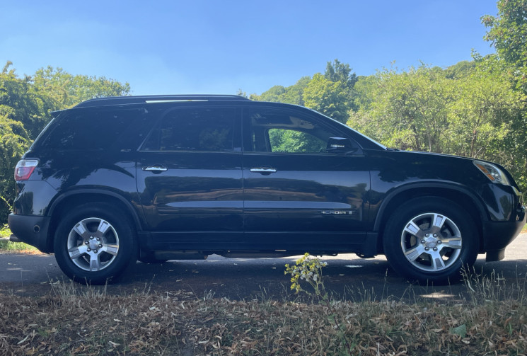 GENERAL MOTORS Acadia 3.6 V6 285 CH / 7 BI-CARBURATION / 7 PLACES