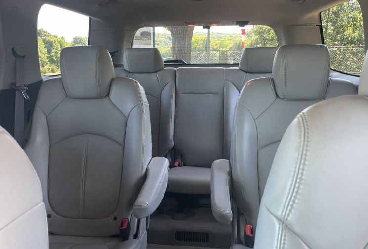 GENERAL MOTORS Acadia 3.6 V6 285 CH / 7 BI-CARBURATION / 7 PLACES