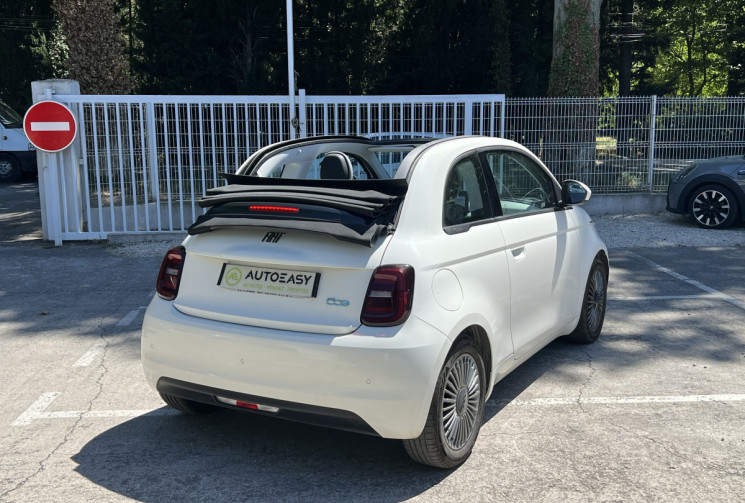 FIAT 500C e 118 Icône 42 kWh / GPS / Carplay / Radars AR / 2 Cables / Suivi Fiat