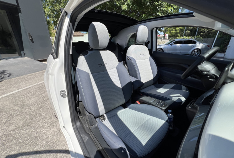 FIAT 500C e 118 Icône 42 kWh / GPS / Carplay / Radars AR / 2 Cables / Suivi Fiat