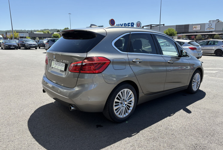 BMW SERIE 2 ACTIVETOURER 225iA xDrive 231ch Luxury