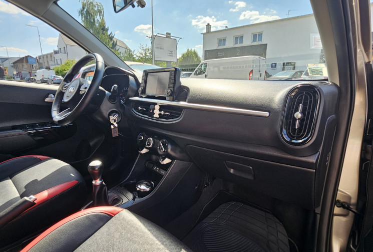 Kia Picanto 1.2 84 ch GT Line