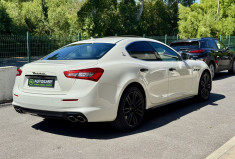 Maserati GHIBLI III phase 2 3.0 D V6 275 ch GranSport / Toit ouvrant / Carplay / Camera / Cuir Noir 