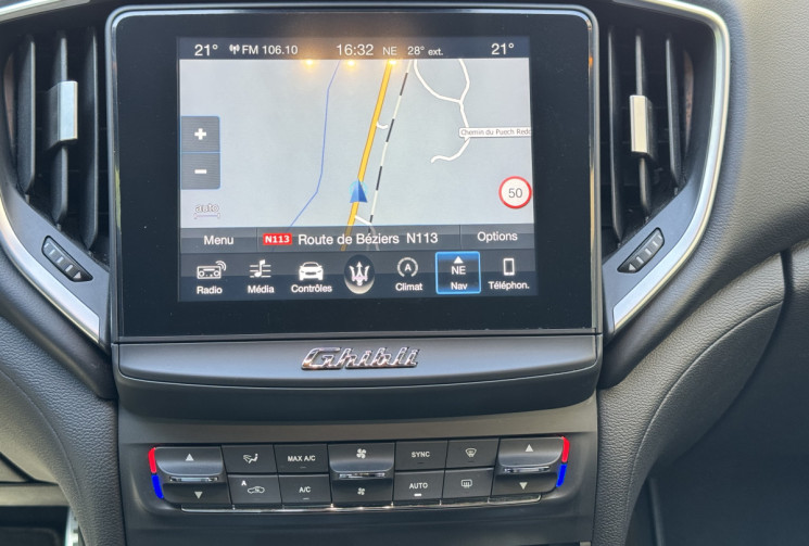 Maserati GHIBLI III phase 2 3.0 D V6 275 ch GranSport / Toit ouvrant / Carplay / Camera / Cuir Noir 