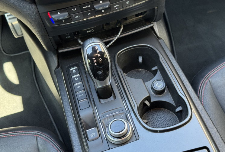 Maserati GHIBLI III phase 2 3.0 D V6 275 ch GranSport / Toit ouvrant / Carplay / Camera / Cuir Noir 