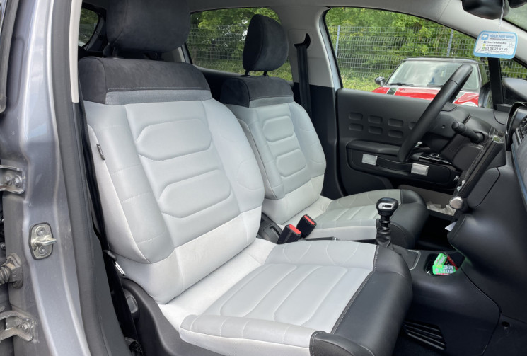 Citroën C3 1.2 VTI 110 ch ELLE *1ère Main* Cuir/Tissu * Caméra* AFIL*Full Equipée*