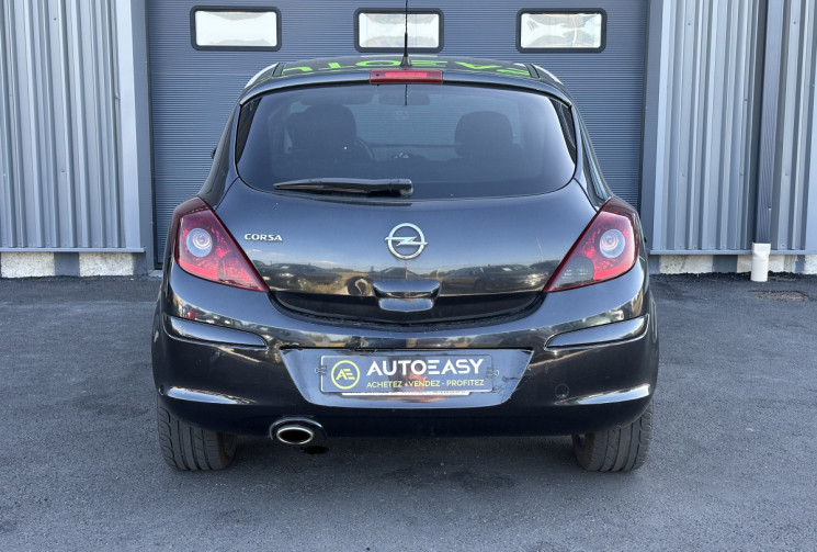 Opel Corsa 1.4 i Twinport 100 cv COSMO