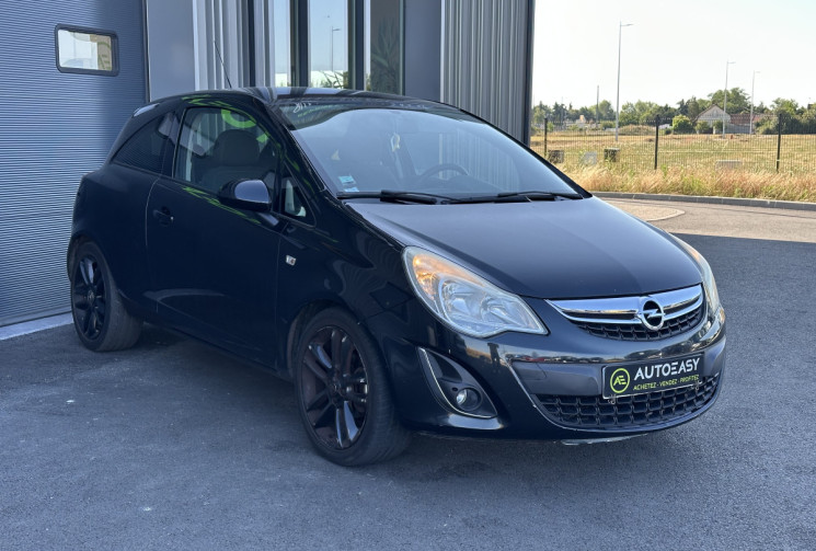 Opel Corsa 1.4 i Twinport 100 cv COSMO