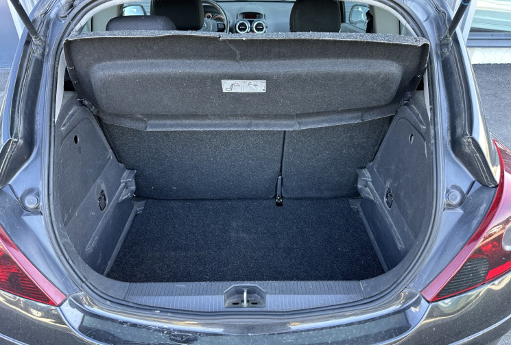 Opel Corsa 1.4 i Twinport 100 cv COSMO
