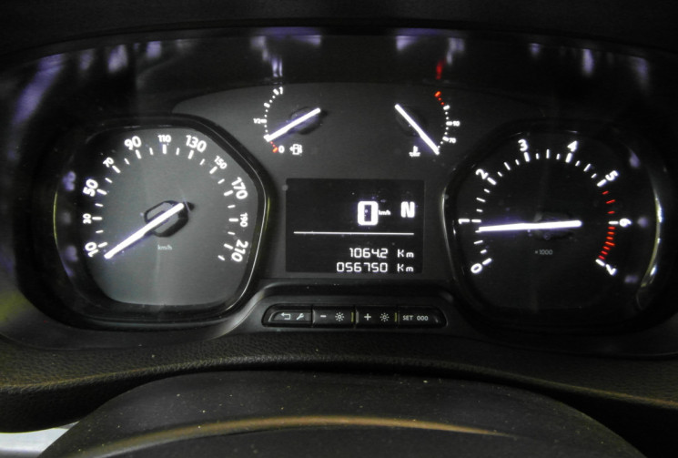 Citroën JUMPY JUMPY FGN XS BLUEHDI 145 S&S EAT8 CLUB 22500TTC