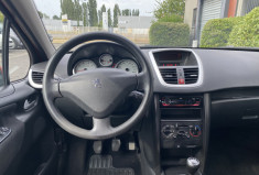 Peugeot 207 1.4 vti 95 / Bluetooth / Climatisation