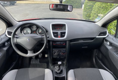 Peugeot 207 1.4 vti 95 / Bluetooth / Climatisation