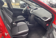 Peugeot 207 1.4 vti 95 / Bluetooth / Climatisation