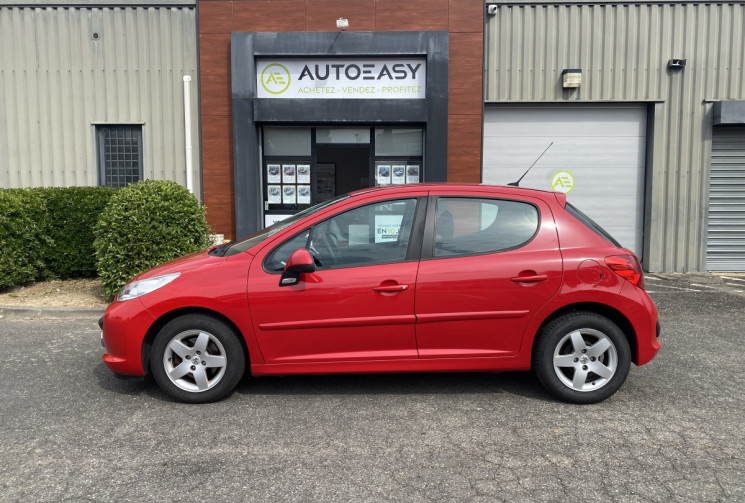 Peugeot 207 1.4 vti 95 / Bluetooth / Climatisation