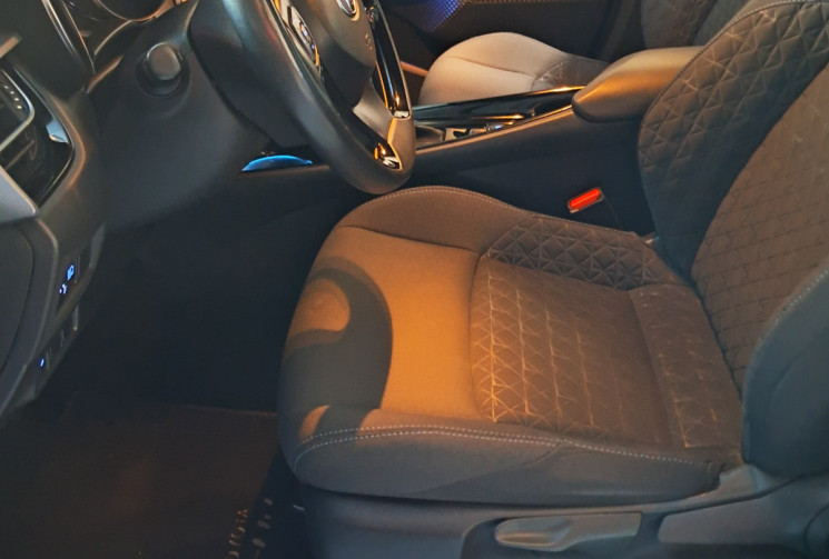 Toyota C-HR  MY20 Phase 2 1.8 VVT-i 122 Hybrid CVT - TBE - ENTRETIEN OK - GARANTIE -