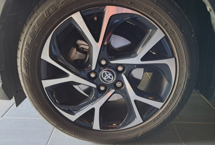 Toyota C-HR  MY20 Phase 2 1.8 VVT-i 122 Hybrid CVT - TBE - ENTRETIEN OK - GARANTIE -